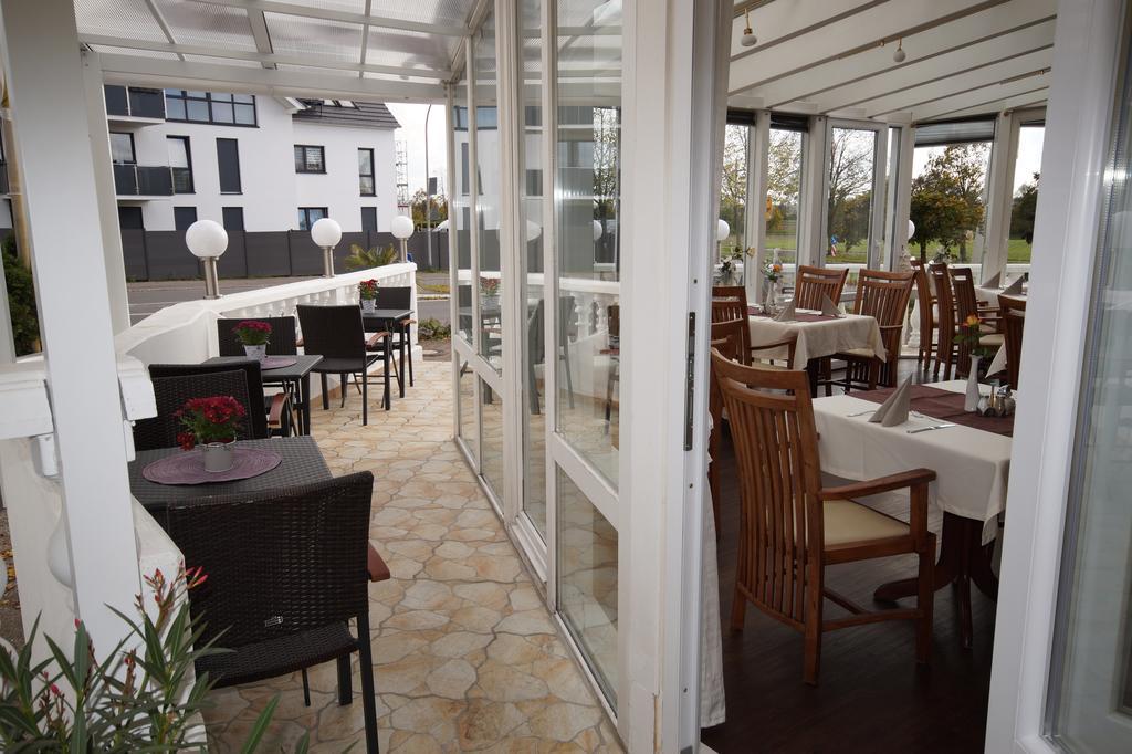 רוסלסהיים Hotel Bauschheimer Hof מראה חיצוני תמונה